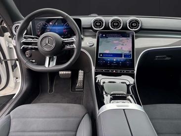 Mercedes CLE 200 Night Edition — photo 12