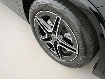 Mercedes GLA 200 — photo 22