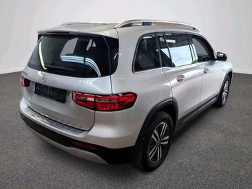 Mercedes GLB 200 — photo 3