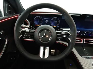 Mercedes GLC 400 — photo 11