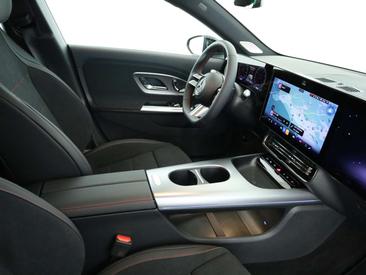 Mercedes CLA 220 — photo 17