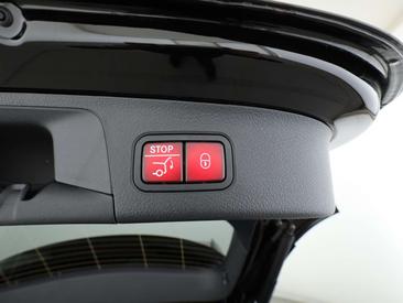 Mercedes GLA 200 — photo 25