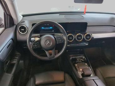 Mercedes GLB 200 — photo 6