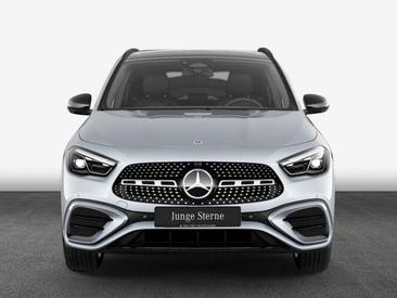 Mercedes GLA 200 — photo 3