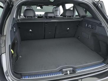 Mercedes GLC 220 — photo 23