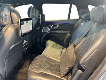 Mercedes EQS 580 Night Edition — photo 9