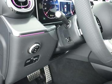 Mercedes GLC 220 — photo 28
