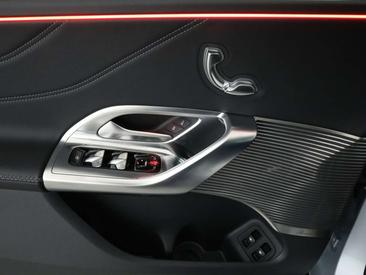 Mercedes GLC 400 — photo 20