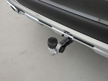 Mercedes GLC 220 — photo 27