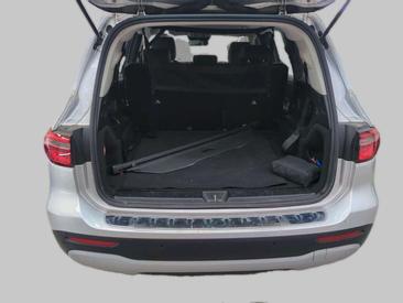 Mercedes GLB 200 — photo 13