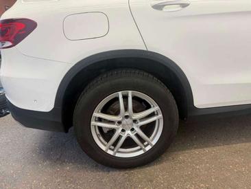 Mercedes GLC 300 — photo 7
