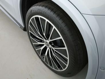 Mercedes GLC 400 — photo 22
