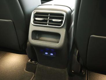 Mercedes GLC 400 — photo 24