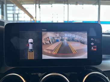 Mercedes GLC 220 — photo 18