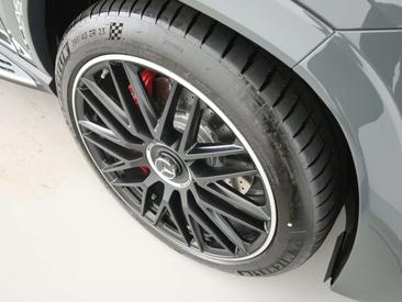 Mercedes GLS 63 AMG 63 — photo 22