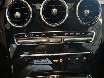 Mercedes GLC 220 — photo 22