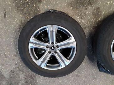 Mercedes GLC 300 — photo 16