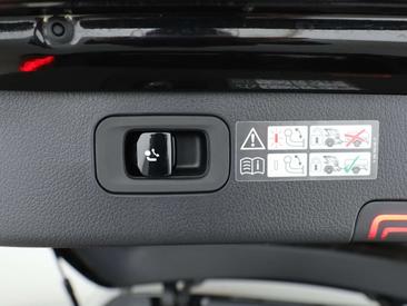 Mercedes Classe C 300 — photo 26