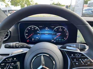 Mercedes Classe E Break 220 AMG Line — photo 17
