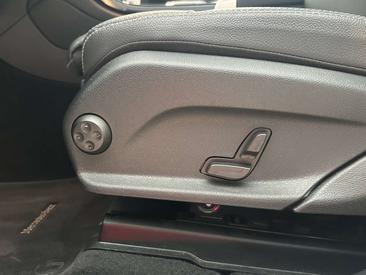 Mercedes GLC 220 — photo 26