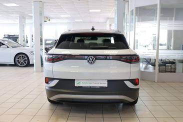 Volkswagen ID.4 Pro Performance — photo 9