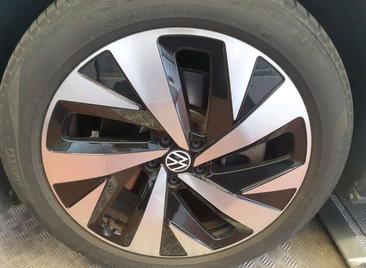 Volkswagen ID.5 Pro — photo 6
