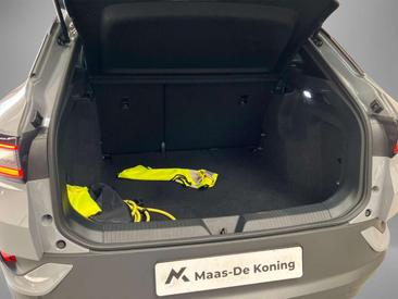 Volkswagen ID.4 Pro — photo 7