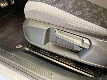 Volkswagen ID.4 Pro — photo 11