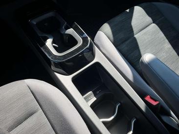 Volkswagen ID.4 Pro Performance — photo 2