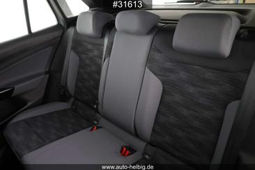 Volkswagen ID.4 Pro Performance — photo 13