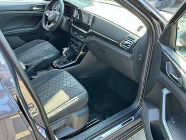 Volkswagen T-CROSS R-Line — photo 10