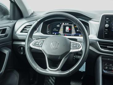 Volkswagen T-Roc TSI Style — photo 12