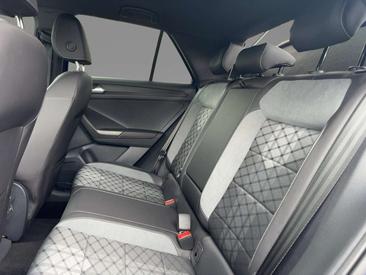 Volkswagen T-Roc R-Line — photo 8