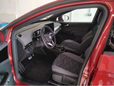 Volkswagen ID.4 Pro — photo 4