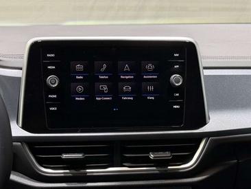 Volkswagen T-Roc Style — photo 8