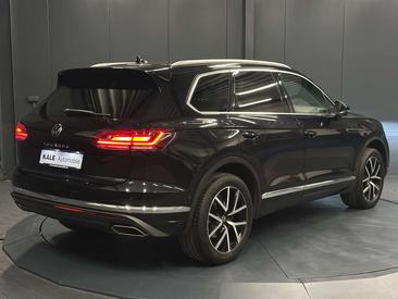 Volkswagen Touareg 4Motion Elegance — photo 4