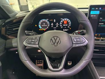 Volkswagen TIGUAN R-Line — photo 13