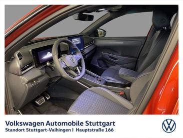 Volkswagen T-Roc R-Line — photo 6