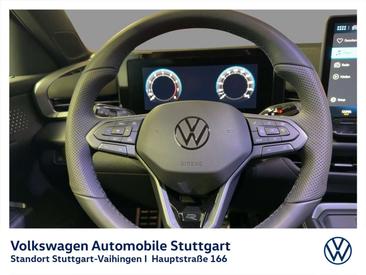 Volkswagen T-Roc R-Line — photo 9
