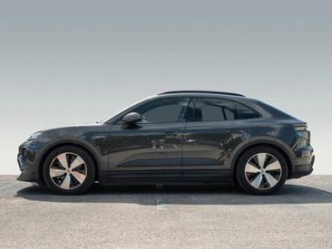 Porsche Macan Electrique 4 — photo 2