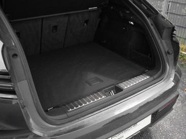 Porsche Macan Electrique 4 — photo 17