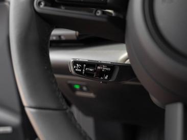 Porsche Macan Electrique 4 — photo 30