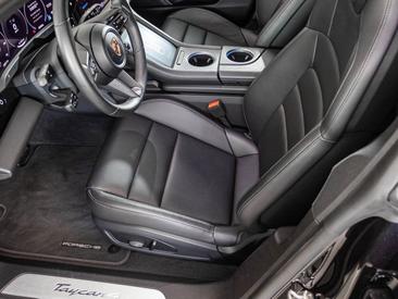Porsche Taycan ph2 4 Cross Turismo — photo 19