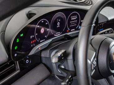 Porsche Taycan ph2 4 Cross Turismo — photo 20