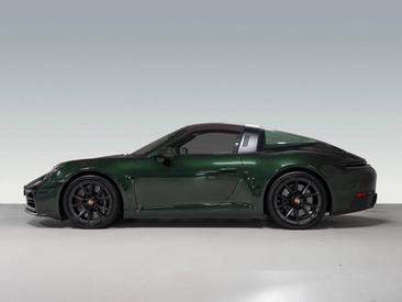 Porsche 992 II Targa 4S — photo 3