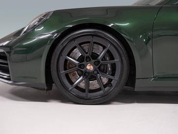 Porsche 992 II Targa 4S — photo 5