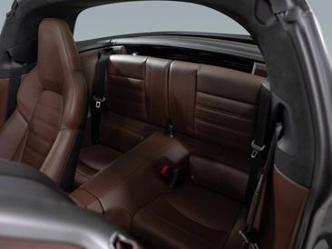 Porsche 992 II Targa 4S — photo 19