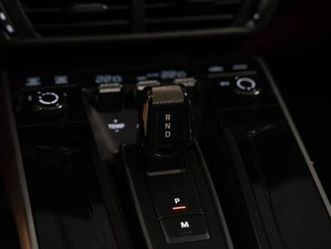 Porsche 992 II Targa 4S — photo 28