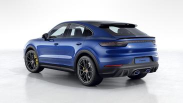 Porsche Cayenne III Turbo GT — photo 3