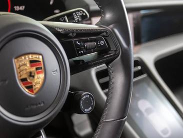 Porsche Taycan Turbo Cross Turismo — photo 31